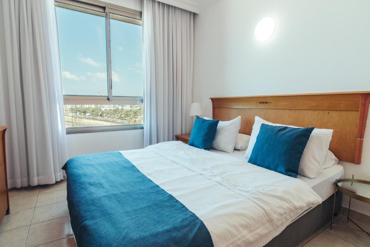 Almog Beach Apartments מגדלי חוף הכרמל חיפה Zewnętrze zdjęcie
