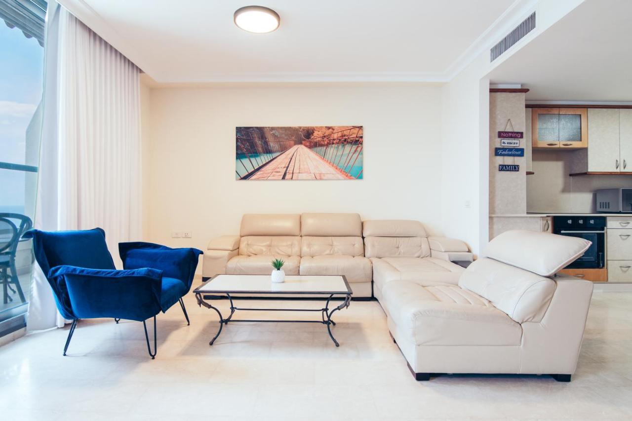Almog Beach Apartments מגדלי חוף הכרמל חיפה Zewnętrze zdjęcie