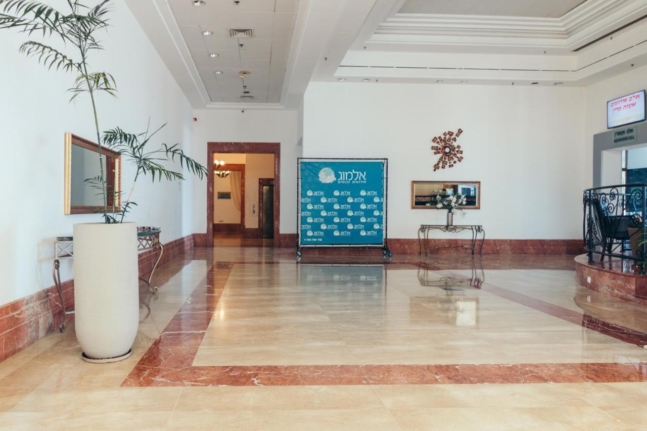 Almog Beach Apartments מגדלי חוף הכרמל חיפה Zewnętrze zdjęcie