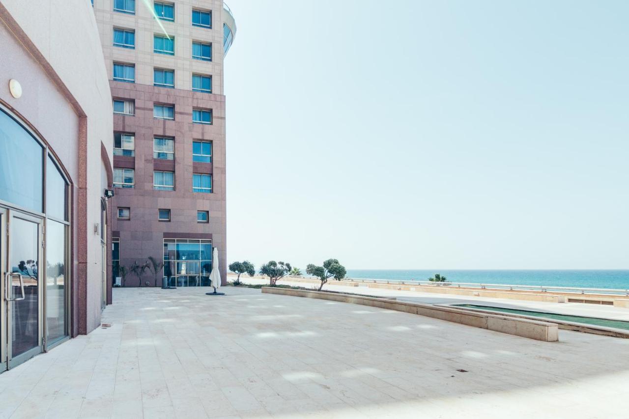 Almog Beach Apartments מגדלי חוף הכרמל חיפה Zewnętrze zdjęcie