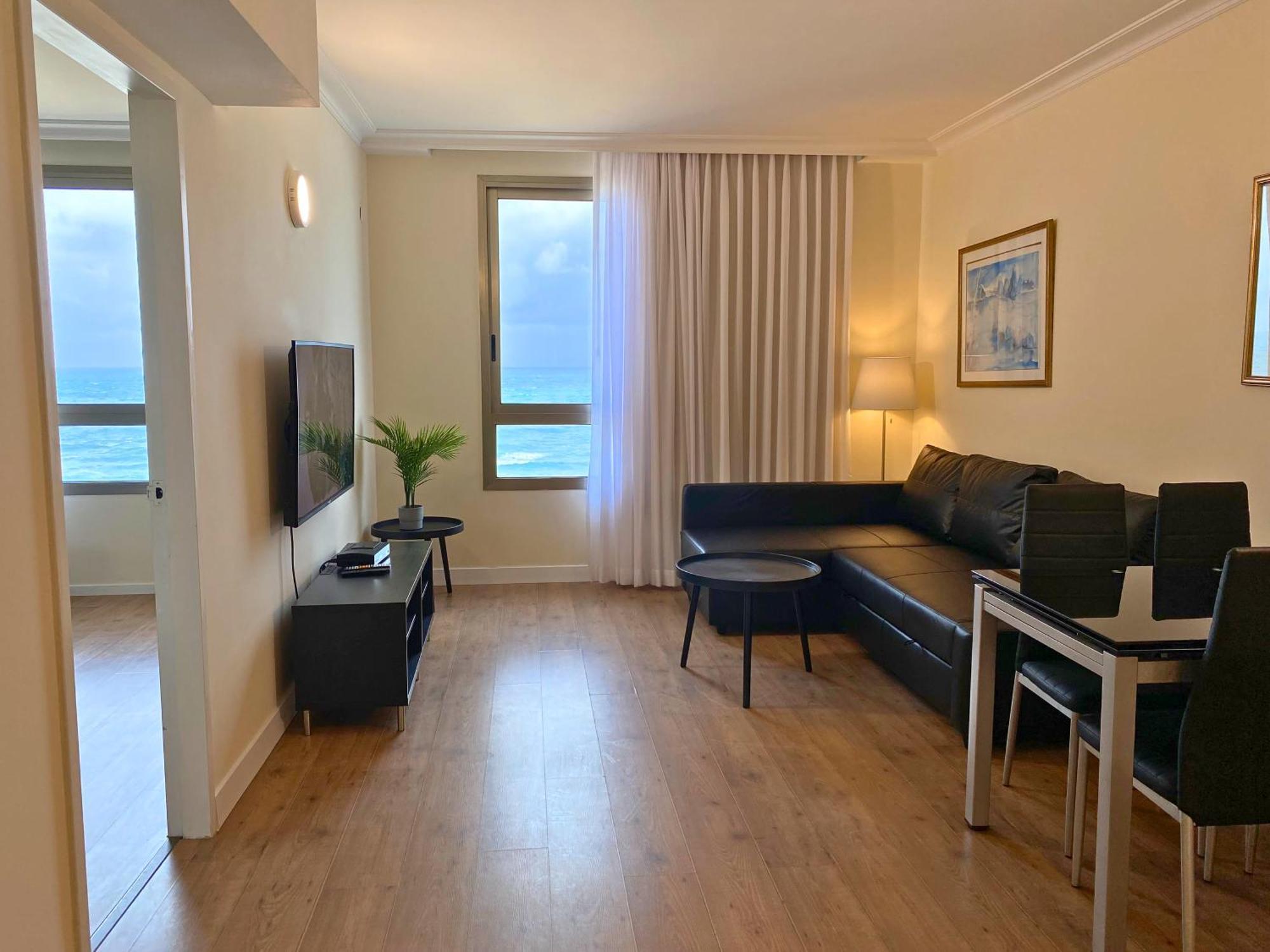 Almog Beach Apartments מגדלי חוף הכרמל חיפה Zewnętrze zdjęcie