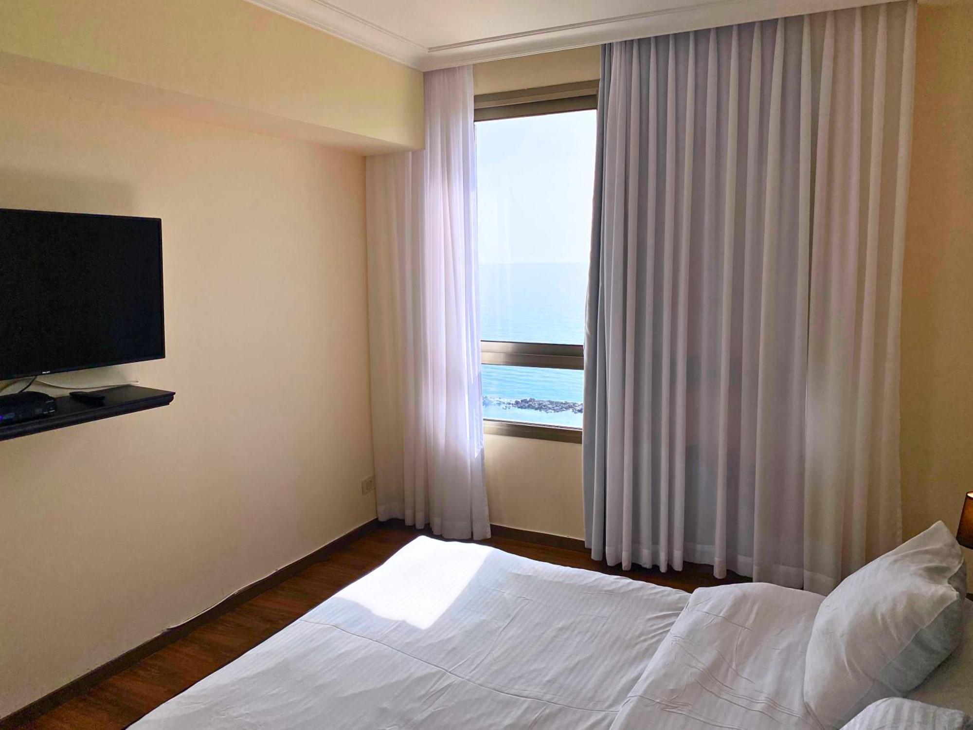 Almog Beach Apartments מגדלי חוף הכרמל חיפה Zewnętrze zdjęcie
