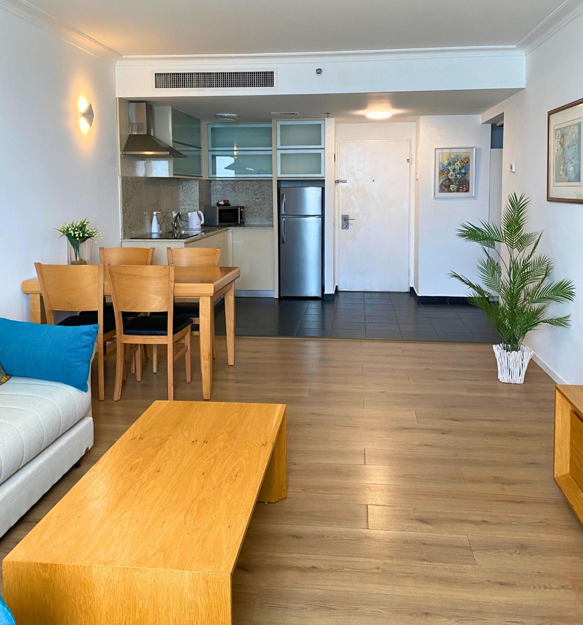 Almog Beach Apartments מגדלי חוף הכרמל חיפה Zewnętrze zdjęcie